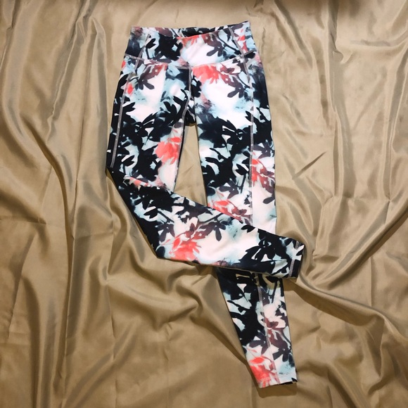 Old Navy Pants - Old Navy leggings